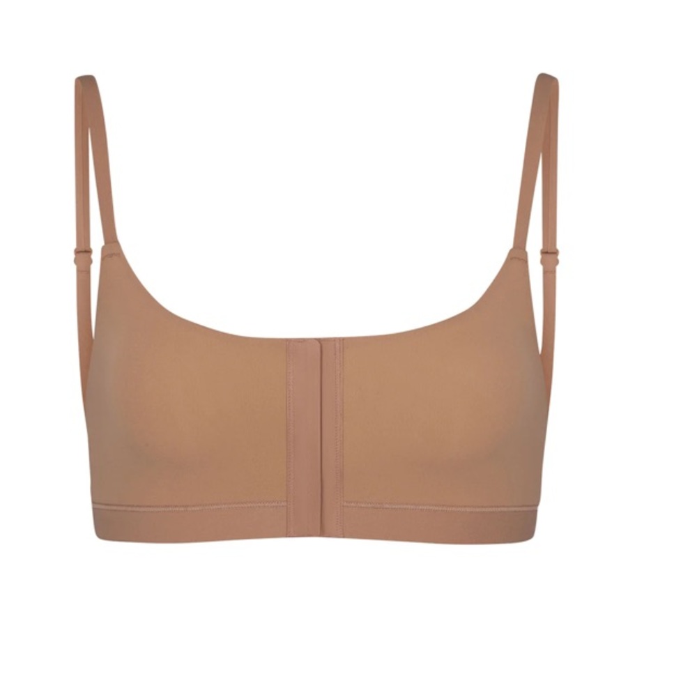 Skims nude bra